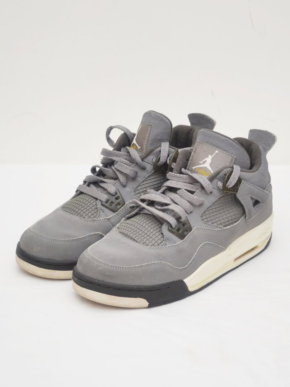 Air Jordan 4 Retro Cool Grey 7Y Pre Owned with ** Flaws